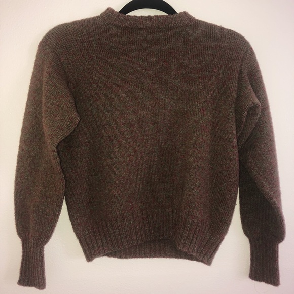 Retro Long Sleeved Sweater - Picture 1 of 2